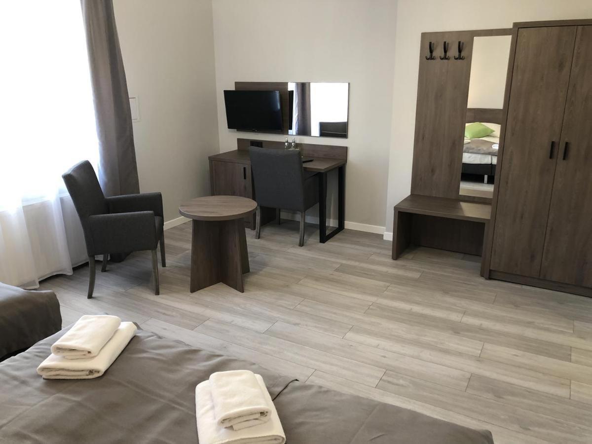 Villa Rosa Познан Екстериор снимка