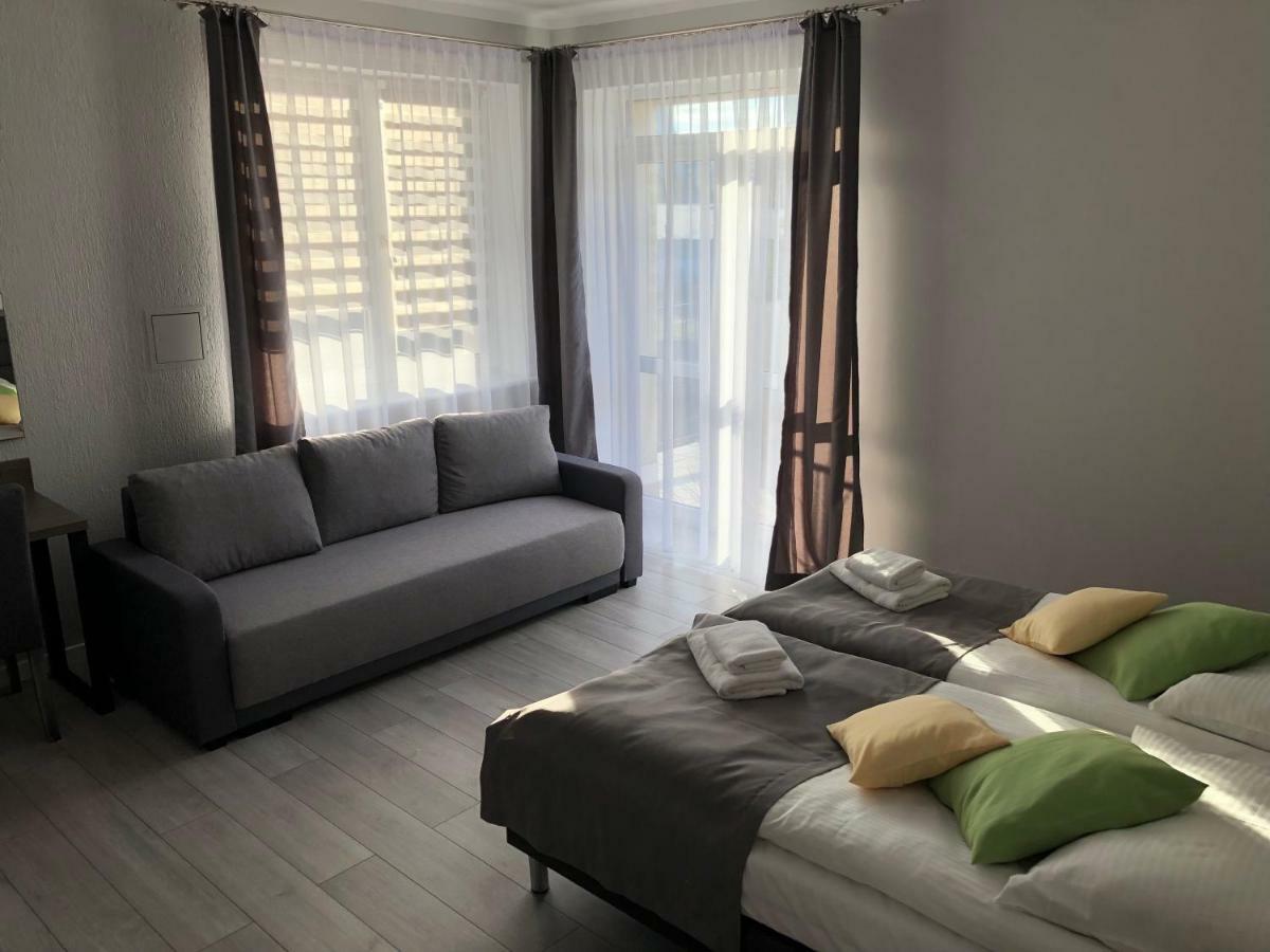Villa Rosa Познан Екстериор снимка