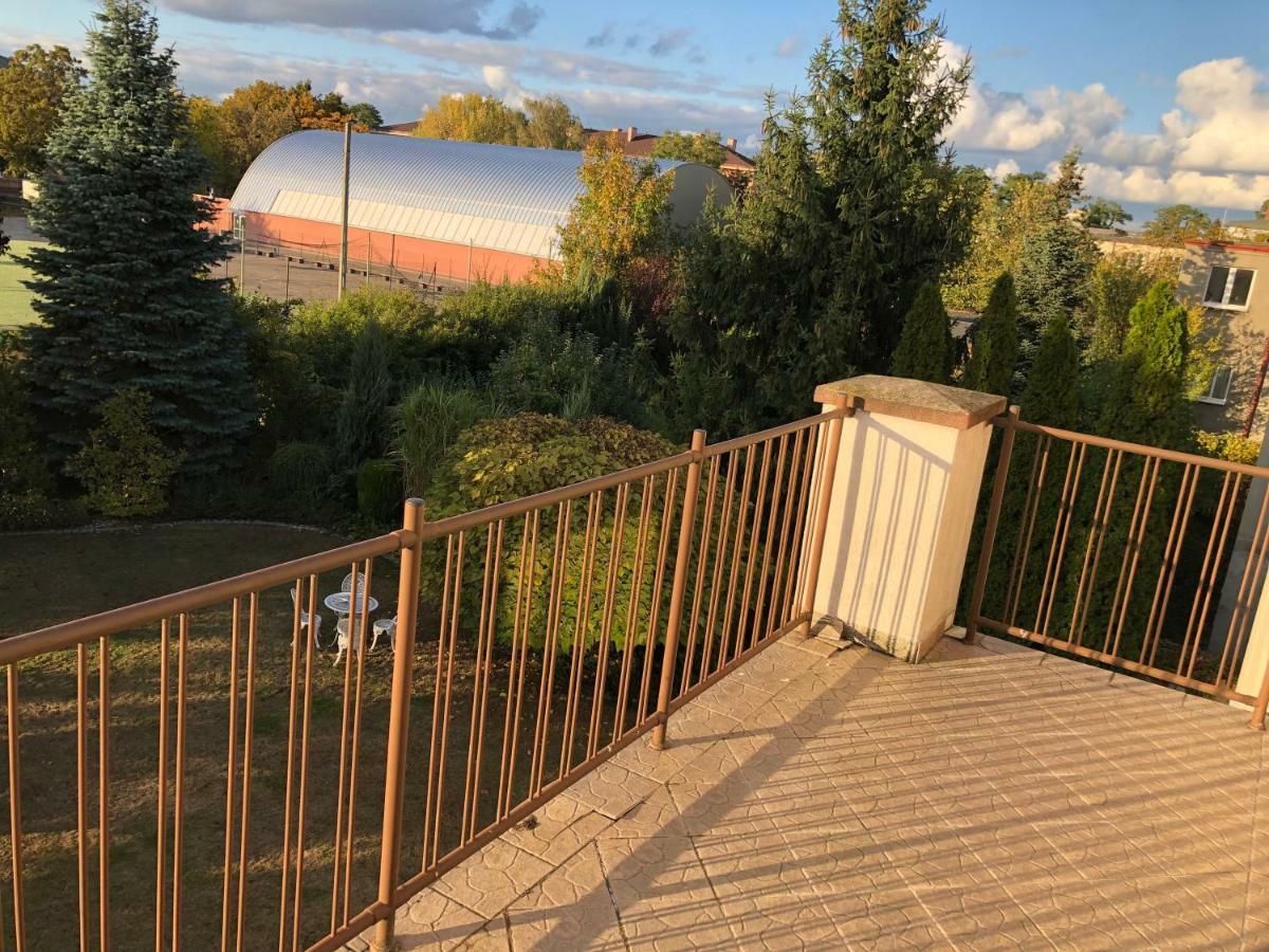 Villa Rosa Познан Екстериор снимка