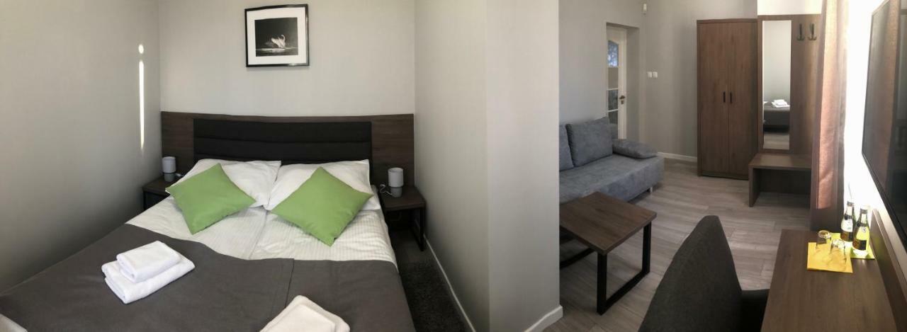 Villa Rosa Познан Екстериор снимка