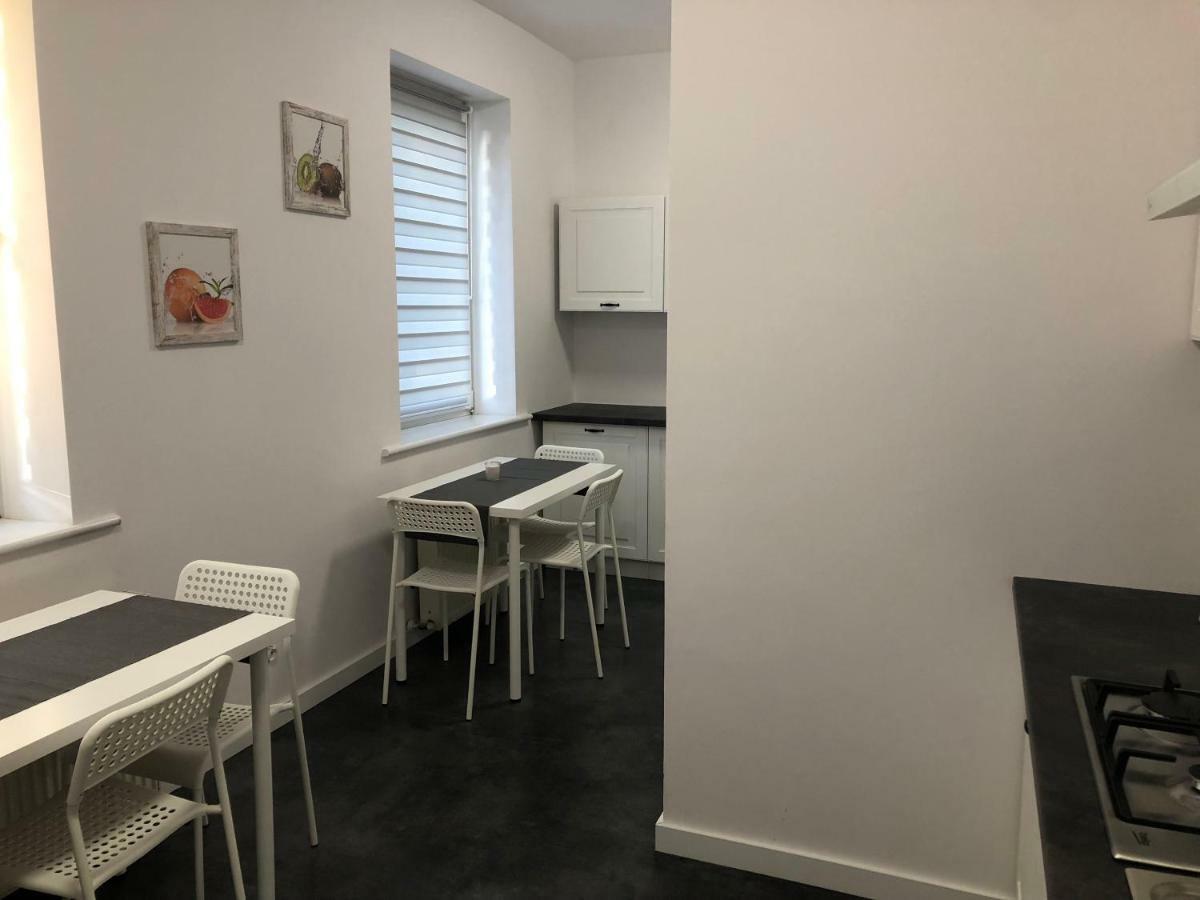 Villa Rosa Познан Екстериор снимка